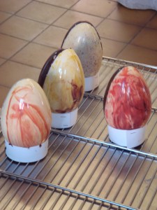 oeufs de Pâques réalisés par les enfants DSC00302